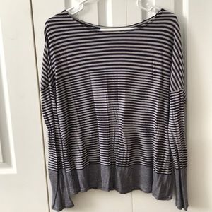 Long sleeve navy tee